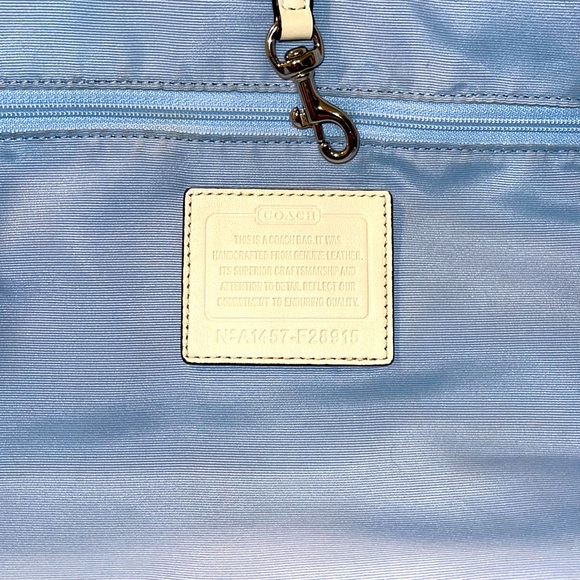 Coach Hadley White Lambskin Leather Duffel Bag removable strap & wristlet NWOT - Picture 5 of 11